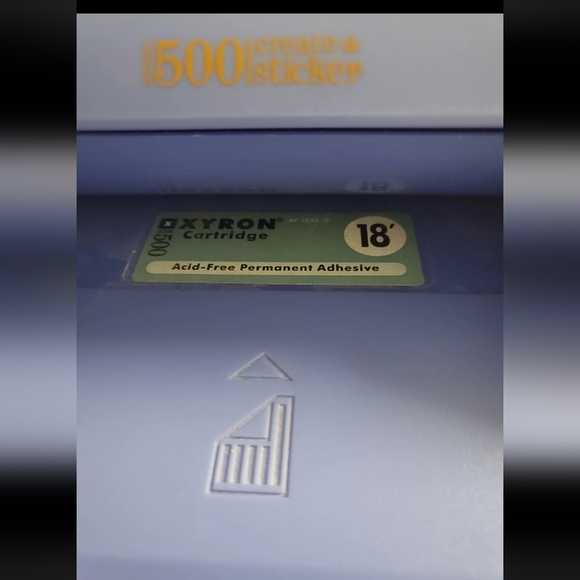 Sticker maker by Xyron Paper Included - Picture 4 of 4